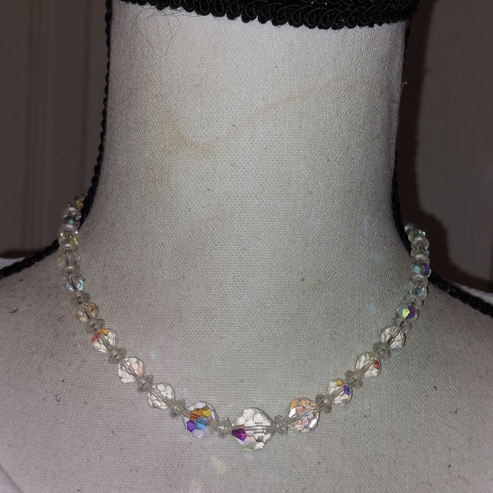Exquisite Vintage Faceted Cut AB Crystals Graduated Bead Choker Necklace